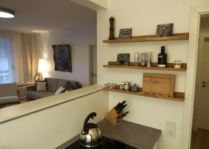 Haus Bergkristall - Appt. Schneider Апартаменти Зефельд-ін-Тіроль